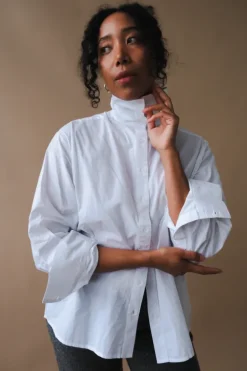MADISON BUTTON DOWN